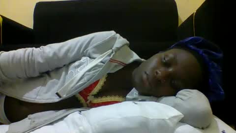 Snapshot of sweetvallerie chatting on October 28, 2025, 6:54 pm sweetvallerie online show from October 28, 2025, 6:54 pm