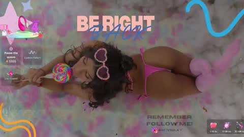 Snapshot of sweetviolet___ chatting on January 16, 2026, 12:09 pm sweetviolet___ online show from January 16, 2026, 12:09 pm