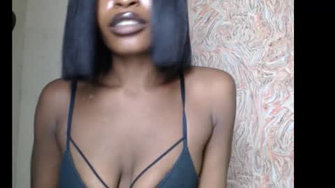 Snapshot of sweetxxboobsx chatting on September 16, 2025, 6:53 pm sweetxxboobsx online show from September 16, 2025, 6:53 pm