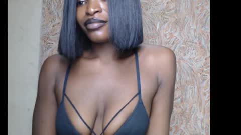 Snapshot of sweetxxboobsx chatting on September 23, 2025, 9:18 pm sweetxxboobsx online show from September 23, 2025, 9:18 pm