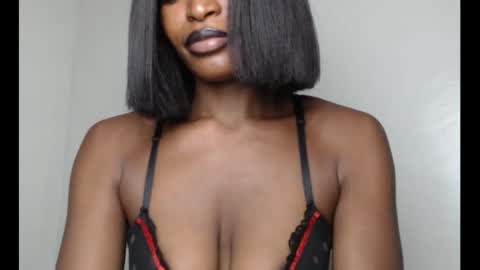 Snapshot of sweetxxboobsx chatting on November 4, 2025, 8:46 am sweetxxboobsx online show from November 4, 2025, 8:46 am