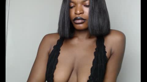 Snapshot of sweetxxboobsx chatting on November 17, 2025, 8:31 am sweetxxboobsx online show from November 17, 2025, 8:31 am