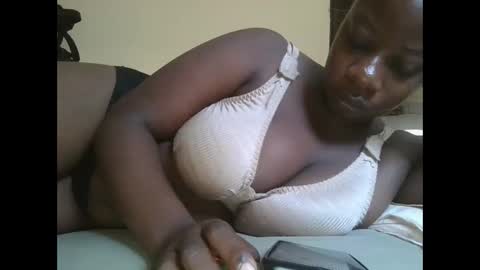 sweetyass25 online show from October 21, 2025, 6:03 am