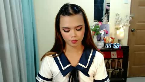 Snapshot of sweetytrannygirlxx chatting on April 27, 2026, 3:59 am Megan online show from April 27, 2026, 3:59 am