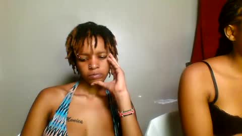 Snapshot of sweetz_candice chatting on June 14, 2026, 9:33 am sweetz_candice online show from June 14, 2026, 9:33 am