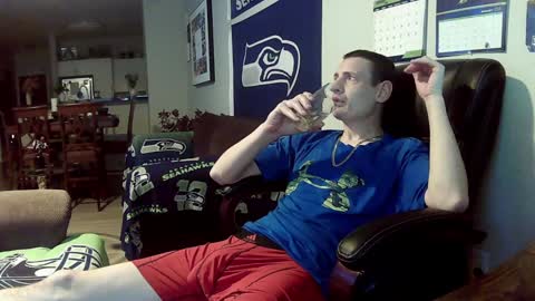 Snapshot of swelteringk chatting on January 24, 2025, 12:20 am Kile online show from January 24, 2025, 12:20 am