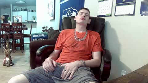 Snapshot of swelteringk chatting on February 3, 2025, 12:36 am Kile online show from February 3, 2025, 12:36 am