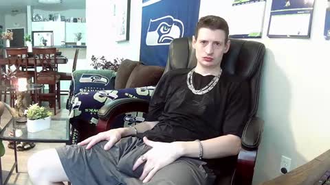 Snapshot of swelteringk chatting on March 4, 2025, 5:24 pm Kile online show from March 4, 2025, 5:24 pm