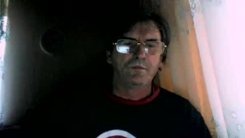 Snapshot of swergiu333 chatting on February 18, 2026, 6:09 am Raymond online show from February 18, 2026, 6:09 am