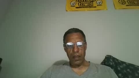 swimmerbod2495 online show from April 28, 2026, 7:24 am