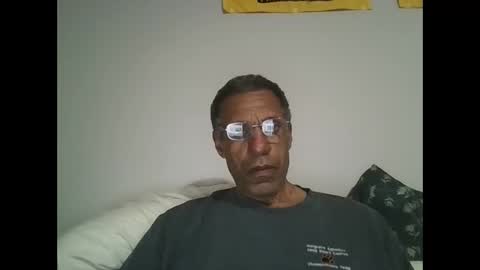 swimmerbod2495 online show from May 7, 2026, 2:50 am