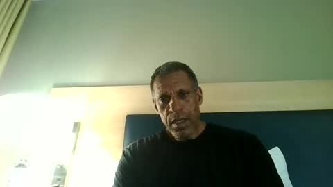 swimmerbod2495 online show from June 27, 2026, 11:37 am
