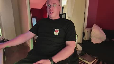 Snapshot of switchdean chatting on May 20, 2026, 1:06 pm Switch online show from May 20, 2026, 1:06 pm