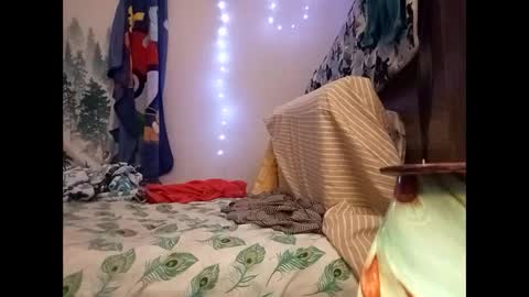 Snapshot of swollenclitneedsdad chatting on November 22, 2025, 8:35 am swollenclitneedsdad online show from November 22, 2025, 8:35 am