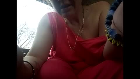 Snapshot of swollenclitneedsdad chatting on March 22, 2026, 3:37 pm swollenclitneedsdad online show from March 22, 2026, 3:37 pm