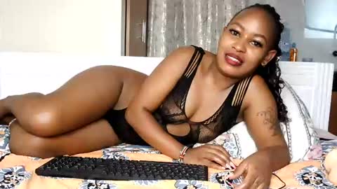 swt_bby online show from June 20, 2026, 6:05 am