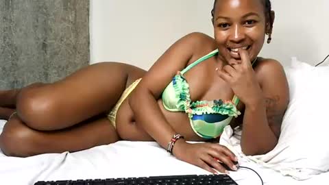 swt_bby online show from July 1, 2026, 12:51 pm