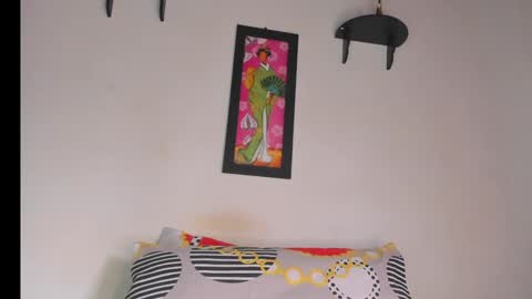 Lilly  online show from January 7, 2025, 8:10 pm