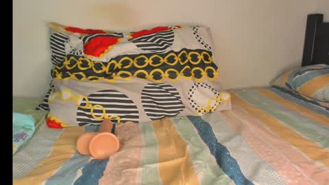 Lilly  online show from January 10, 2025, 11:08 pm