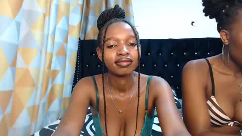 Camilla online show from February 26, 2025, 3:19 pm