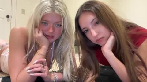Snapshot of sydneyadkisson chatting on July 15, 2026, 2:50 am syd 3 online show from July 15, 2026, 2:50 am