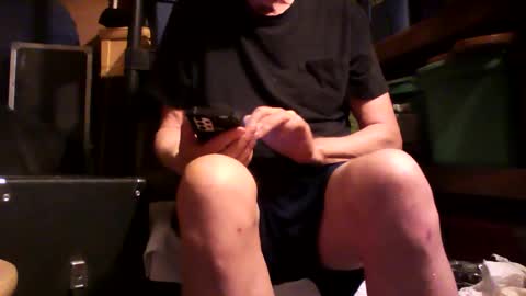 Snapshot of syevecrl chatting on October 19, 2025, 8:15 am syevecrl online show from October 19, 2025, 8:15 am