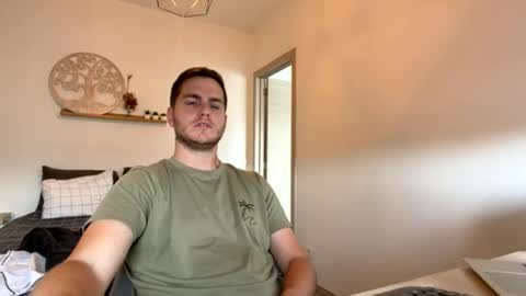 syl092 online show from June 5, 2026, 3:29 pm