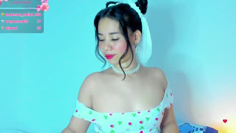 Snapshot of sylphy17 chatting on January 18, 2025, 6:03 am sylphy17 online show from January 18, 2025, 6:03 am