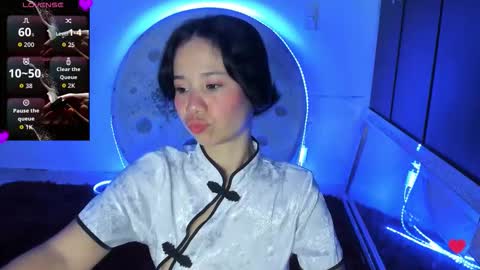 Snapshot of sylphy17 chatting on November 3, 2025, 12:02 am sylphy17 online show from November 3, 2025, 12:02 am