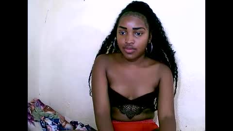 Snapshot of sylviasexy27 chatting on January 2, 2025, 10:16 am sylviasexy27 online show from January 2, 2025, 10:16 am