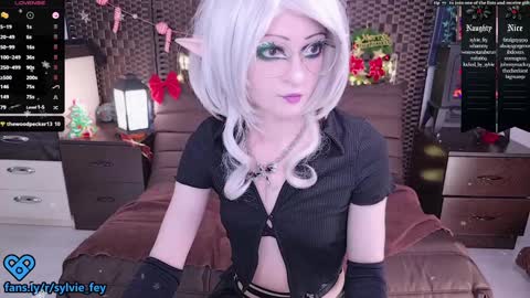 Snapshot of sylvie_fey chatting on December 23, 2024, 12:14 am Sylvie online show from December 23, 2024, 12:14 am