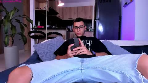 420 Forever online show from September 28, 2025, 8:25 pm