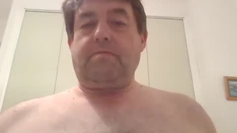 sympa_trique online show from October 5, 2025, 1:37 am