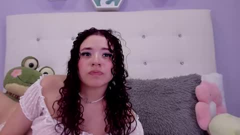 Snapshot of symphonny1 chatting on March 1, 2026, 12:12 am symphonny online show from March 1, 2026, 12:12 am