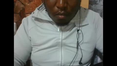 Snapshot of synjant chatting on February 17, 2026, 9:43 pm Honeyswit online show from February 17, 2026, 9:43 pm