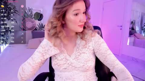 Ellie online show from November 20, 2025, 7:30 am