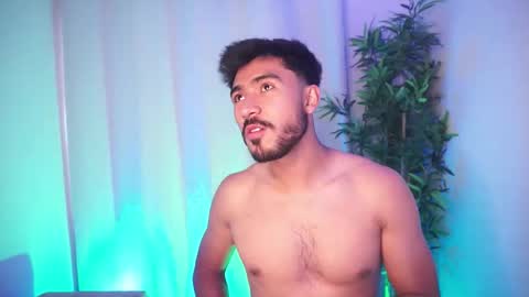 Snapshot of t0ny_wylie chatting on February 3, 2026, 9:31 pm t0ny_wylie online show from February 3, 2026, 9:31 pm