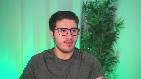 t0ny_wylie online show from March 12, 2026, 8:09 am