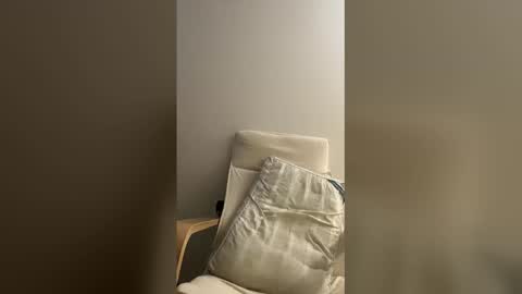 t_wilo online show from March 4, 2026, 2:56 pm