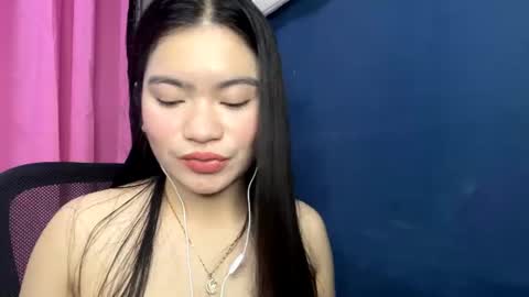 Snapshot of tabathablight chatting on June 19, 2026, 12:31 pm Rachel online show from June 19, 2026, 12:31 pm