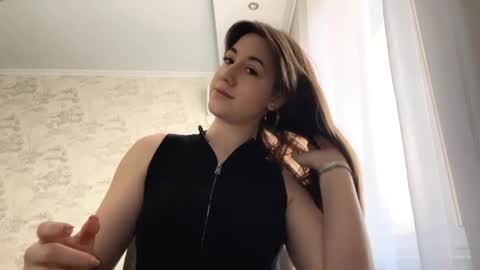 Snapshot of tabathasperanza chatting on May 17, 2026, 9:06 am Nika online show from May 17, 2026, 9:06 am