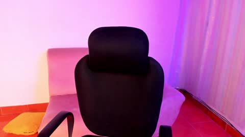 Snapshot of tabitapurple chatting on December 29, 2024, 6:05 pm TABITA online show from December 29, 2024, 6:05 pm