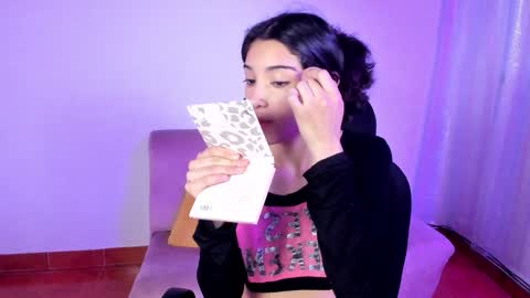 Snapshot of tabitapurple chatting on January 12, 2025, 1:05 pm TABITA online show from January 12, 2025, 1:05 pm