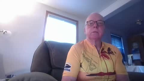 tacrunner66_ online show from June 2, 2026, 1:35 pm