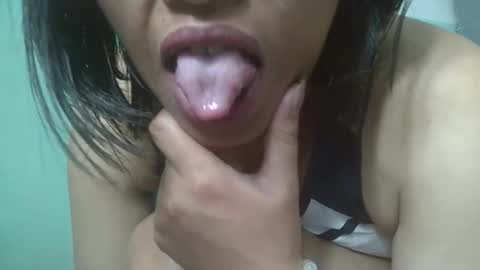 Snapshot of tahiniah chatting on October 26, 2025, 6:19 am tahiniah online show from October 26, 2025, 6:19 am