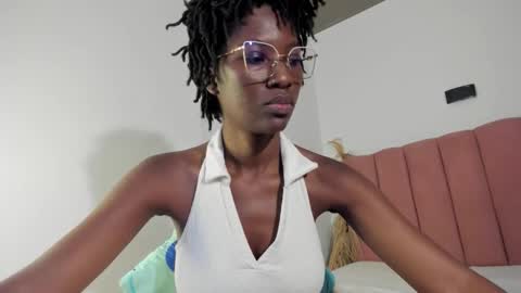 Tahira online show from November 26, 2025, 7:37 pm