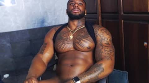 Tairon Tucke online show from December 2, 2024, 7:03 am