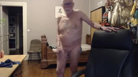 Snapshot of taisabaki54 chatting on October 24, 2025, 9:33 pm taisabaki54 online show from October 24, 2025, 9:33 pm