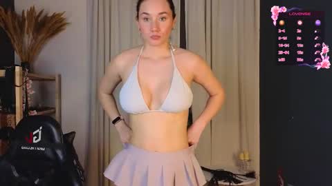 Snapshot of taissa_farmiga chatting on November 5, 2025, 5:13 pm Lizzy online show from November 5, 2025, 5:13 pm