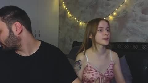 taiti_fox_cub online show from April 7, 2026, 1:00 pm